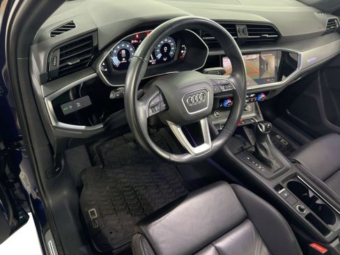 Used 2023 Audi Q3 2.0T Premium Plus w/ Premium Plus Package image 4