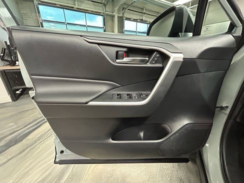 Used 2019 Toyota RAV4 XLE Premium w/ Cold Weather Package AWD/4WD image 51
