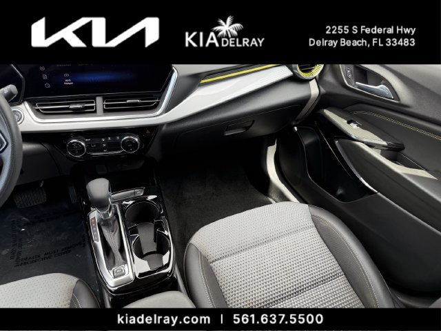 Used 2024 Chevrolet Trax LT FWD image 14