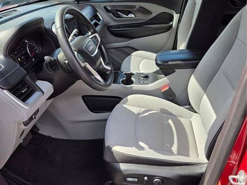 Used 2022 GMC Terrain SLE w/ Driver Convenience Package FWD image 10