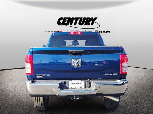 Used 2024 RAM 2500 Big Horn w/ Bed Utility Group image 5