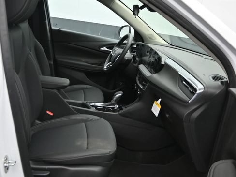 New 2026 Buick Encore GX Preferred AWD/4WD image 11