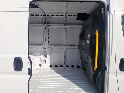Used 2019 RAM ProMaster 2500 FWD image 36