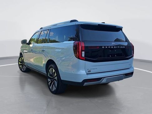 Certified 2025 Ford Expedition Max Platinum w/ Driver's Package AWD/4WD image 5