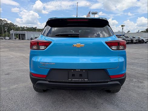 New 2026 Chevrolet TrailBlazer LS w/ LS Convenience Package FWD image 6