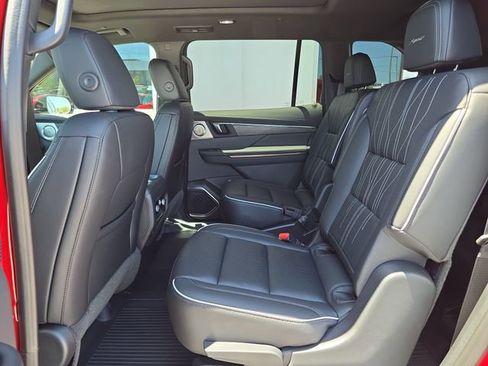 New 2026 Buick Enclave Avenir w/ Super Cruise Package image 15