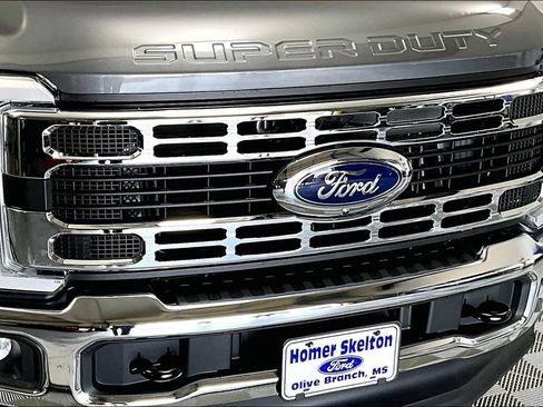 Used 2025 Ford F250 XLT w/ 360-Degree Camera Package image 30