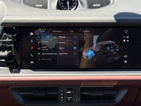 New 2025 Porsche Cayenne GTS image 20