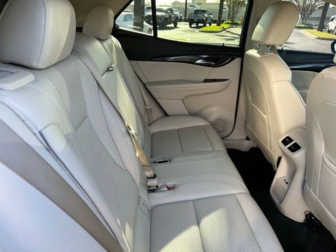 Used 2022 Buick Envision Essence w/ Technology Package I FWD image 20