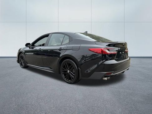 Certified 2025 Toyota Camry SE w/ Convenience Package FWD image 7