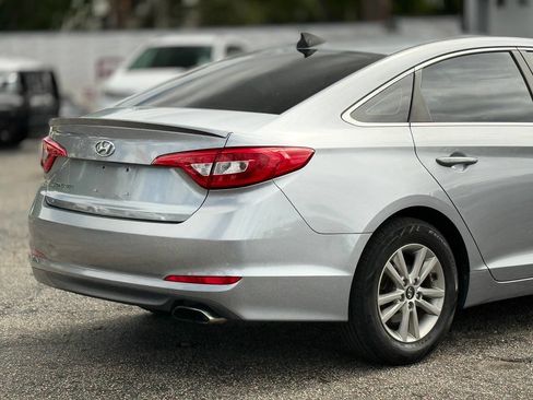 Used 2015 Hyundai Sonata SE image 8