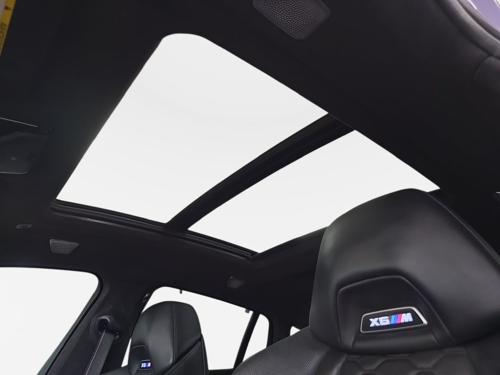 Used 2020 BMW X6 M Competition w/ Executive Package AWD/4WD image 29
