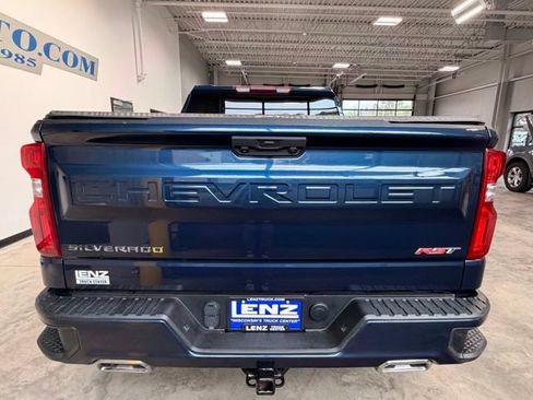 Used 2022 Chevrolet Silverado 1500 RST AWD/4WD image 6