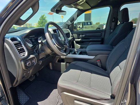 New 2026 RAM 1500 Express AWD/4WD image 15