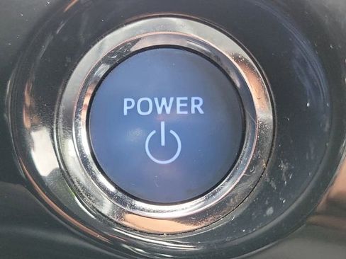 Used 2020 Toyota Prius Prime Limited w/ Carpet Mat Package image 10