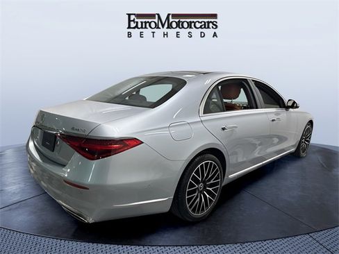 Certified 2022 Mercedes-Benz S 500 4MATIC image 5