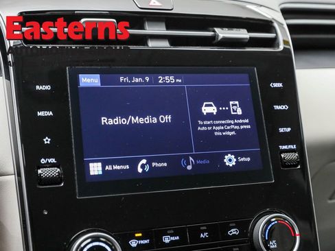 Used 2024 Hyundai Tucson SE image 19