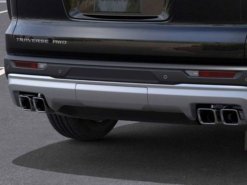 New 2026 Chevrolet Traverse LT w/ LPO, Floor Liner Package image 14