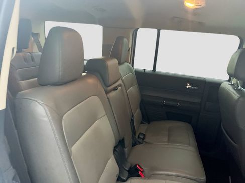 Used 2018 Ford Flex SEL w/ Equipment Group 202A FWD image 29