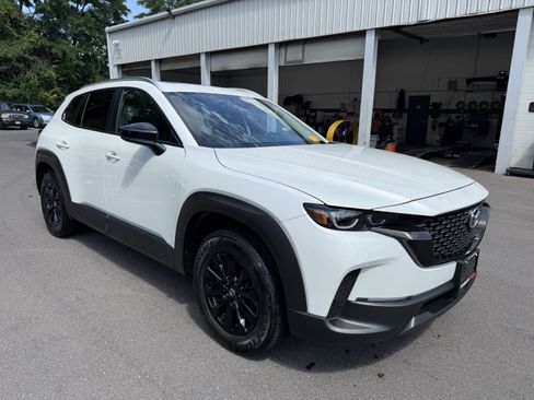 Used 2024 MAZDA CX-50 AWD 2.5 S w/ Cargo Package image 2