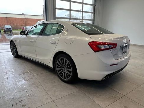Used 2018 Maserati Ghibli S Q4 AWD/4WD image 7