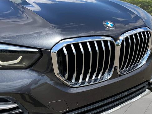 Used 2023 BMW X5 xDrive40i w/ Premium Package AWD/4WD image 32