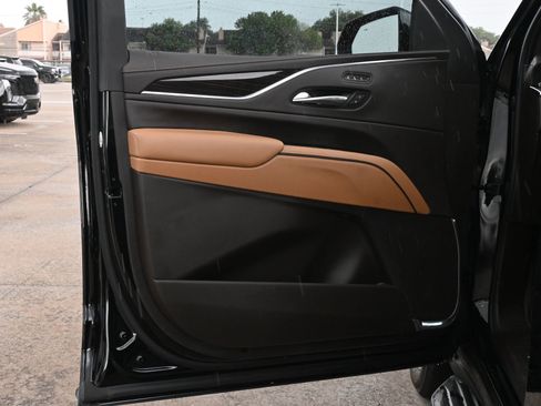 Used 2023 Cadillac Escalade Sport w/ Touring Package AWD/4WD image 18