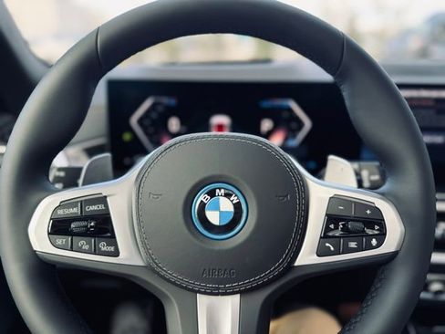 New 2026 BMW X5 xDrive50e w/ M Sport Package image 28