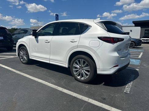 Used 2023 MAZDA CX-5 Signature AWD/4WD image 4