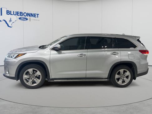 Used 2018 Toyota Highlander Limited FWD image 8