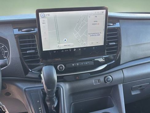 Used 2023 Ford Transit 350 XLT image 24