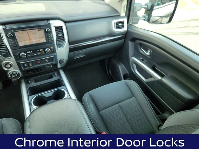 Used 2019 Nissan Titan SV w/ SV Convenience Package AWD/4WD image 15