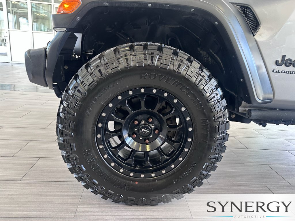 Used 2020 Jeep Gladiator Sport w/ Quick Order Package 24S AWD/4WD image 9