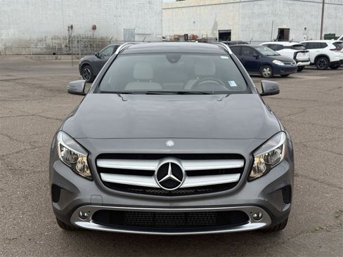 Used 2017 Mercedes-Benz GLA 250 4MATIC w/ Premium Package image 9