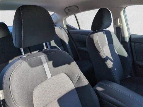 Used 2022 Nissan Sentra SV image 24