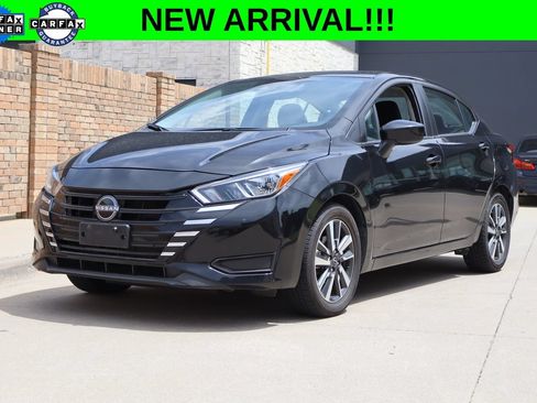 Used 2024 Nissan Versa SV FWD image 1
