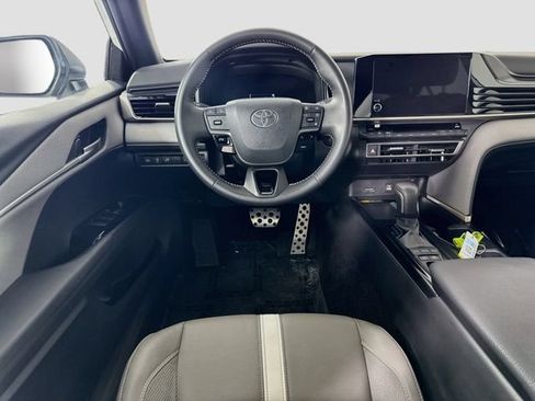 Used 2026 Toyota Camry SE w/ Convenience Package FWD image 20