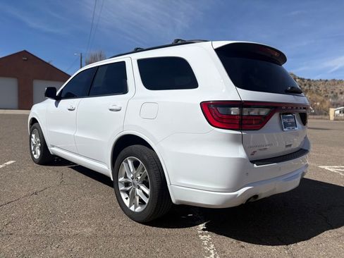 Used 2023 Dodge Durango GT image 4