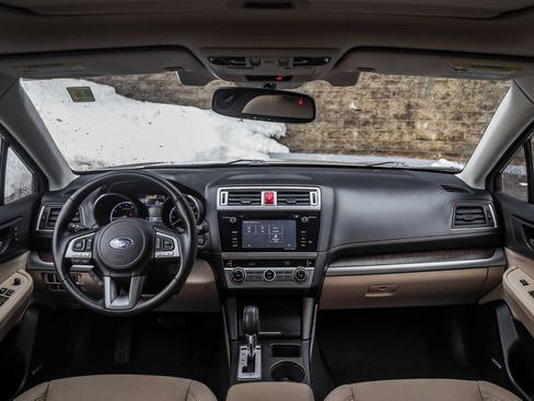 Used 2016 Subaru Outback 2.5i Limited image 24