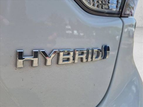 Used 2022 Toyota Corolla LE FWD image 13