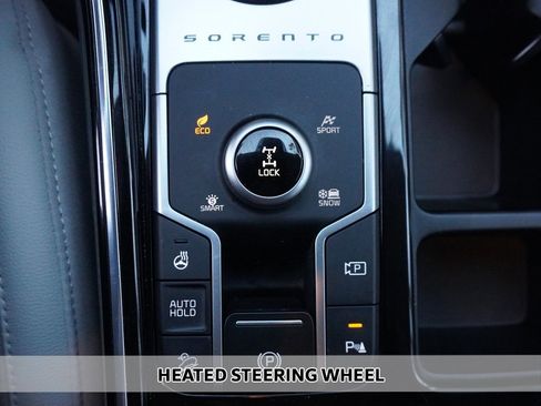 Used 2023 Kia Sorento SX Prestige image 9