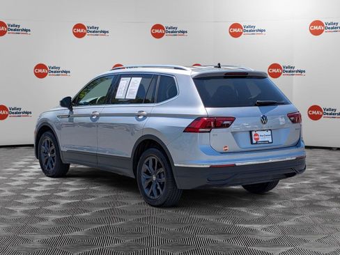 Used 2024 Volkswagen Tiguan SE w/ Panoramic Sunroof Package AWD/4WD image 7