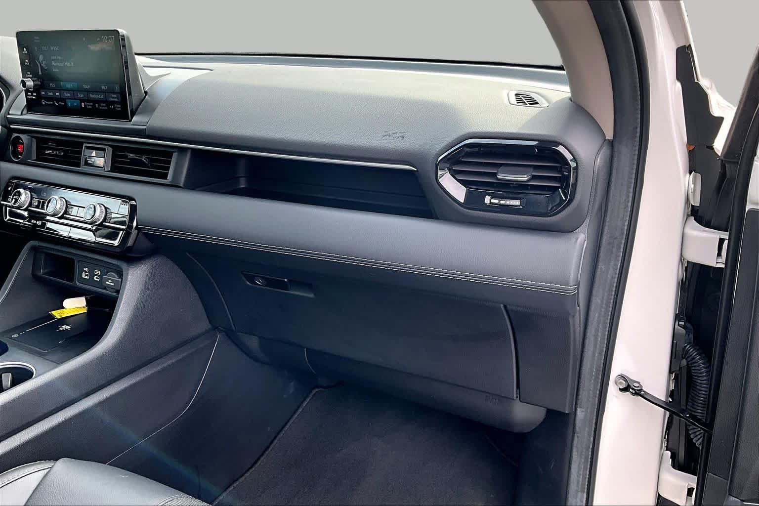 Used 2024 Honda Pilot Touring image 19