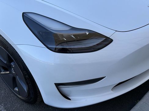 Used 2023 Tesla Model 3 Standard Range image 33