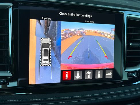 New 2027 Chrysler Pacifica Limited FWD image 18