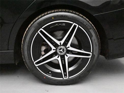 Used 2023 Mercedes-Benz C 300 4MATIC Sedan image 15