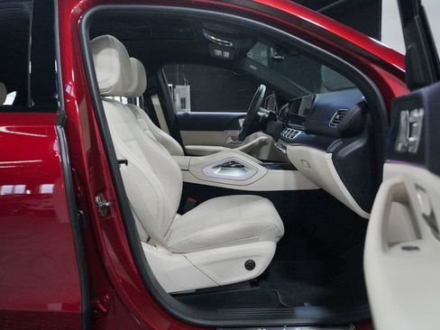 Used 2025 Mercedes-Benz GLE 450 4MATIC Coupe w/ Winter Package image 35