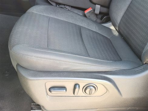 Used 2022 Chevrolet Silverado 1500 Custom image 33