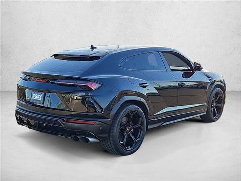 Used 2020 Lamborghini Urus AWD/4WD image 5