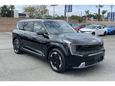Used 2026 Kia EV9 Land AWD/4WD image 7